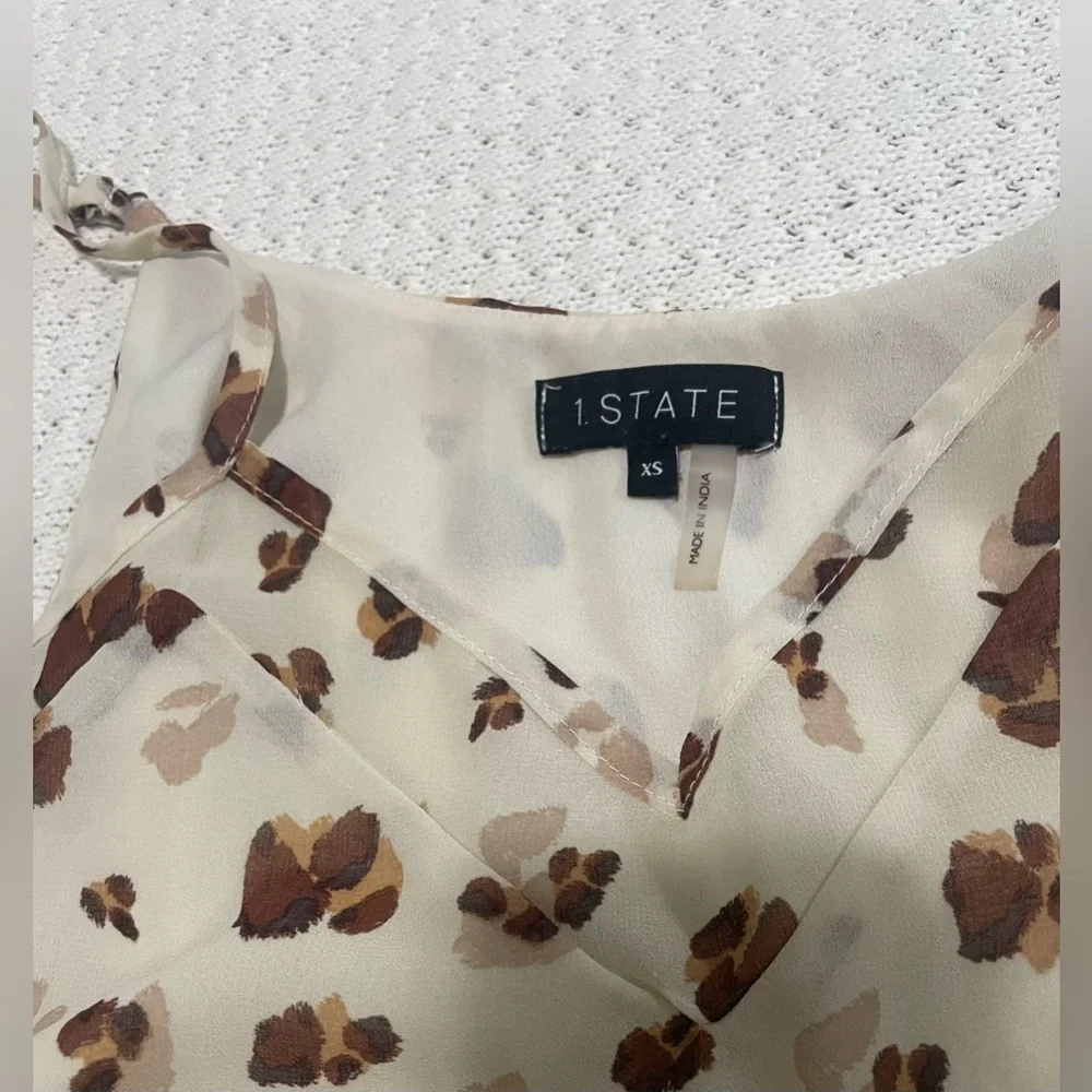 1. State animal print flowy camisole - Picture 4 of 6